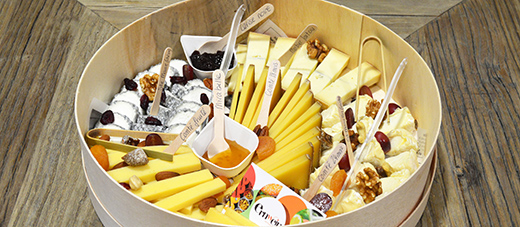 Box'apero 5 fromages AOP (900g) pour 10-12 personnes Notre gamme 'A Partager'